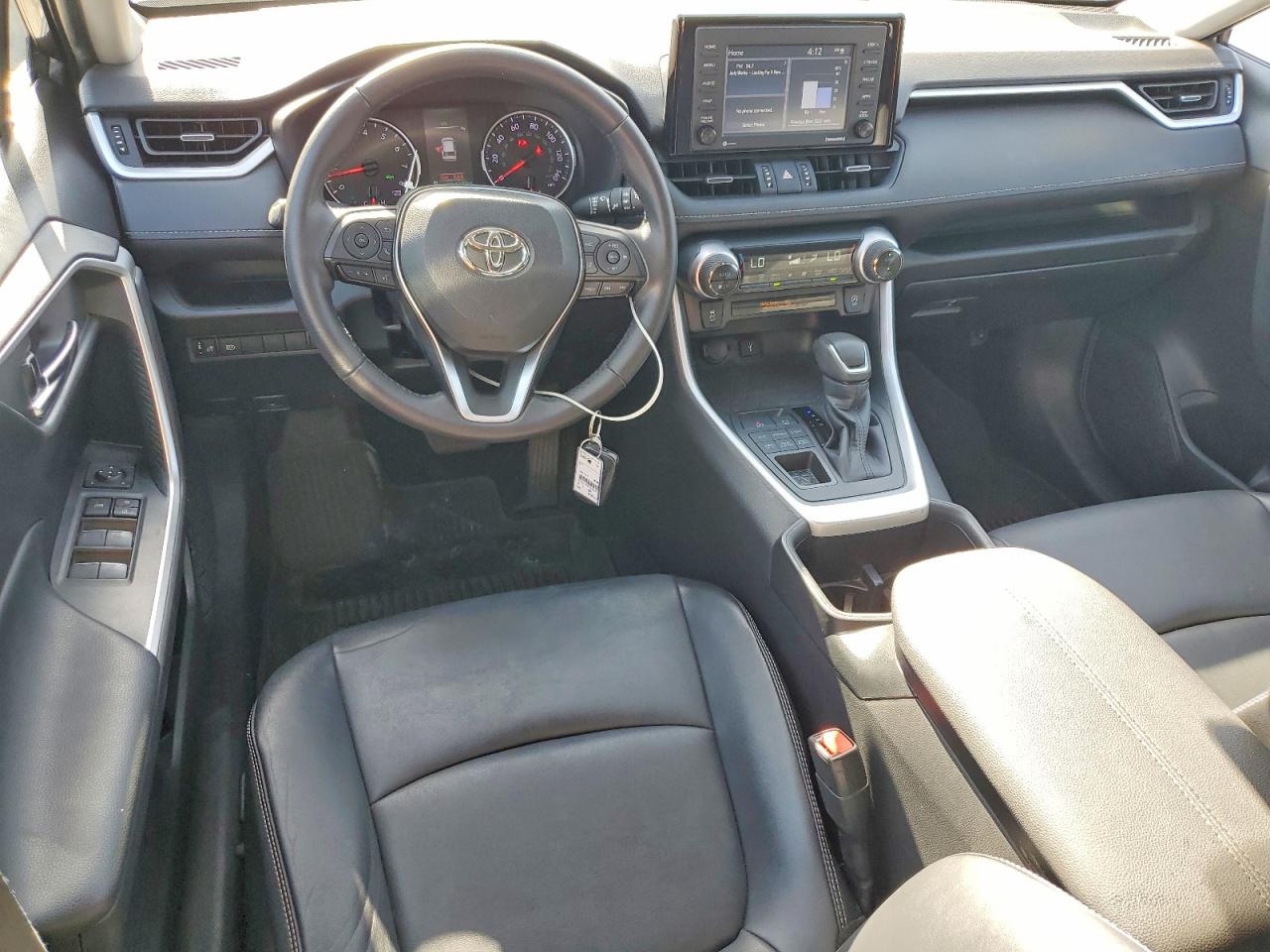 2022 TOYOTA RAV4 XLE PREMIUM photo 15