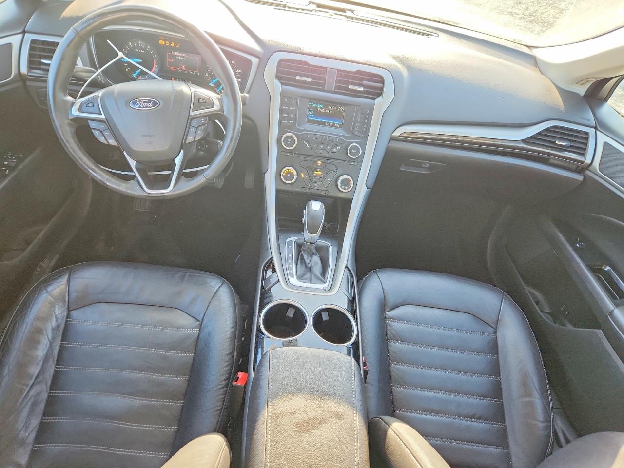 2013 FORD FUSION SE photo 8