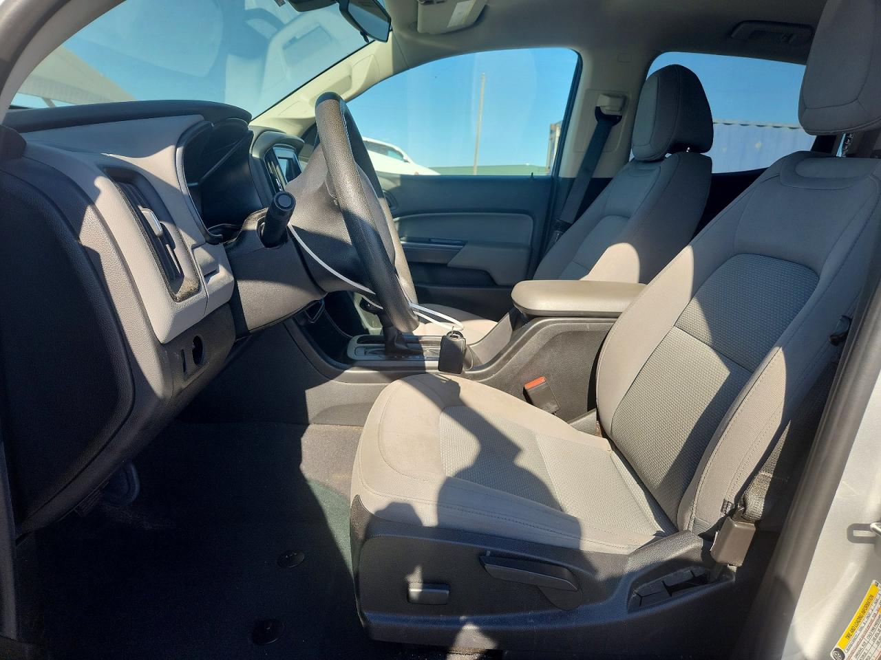 2019 CHEVROLET COLORADO photo 19