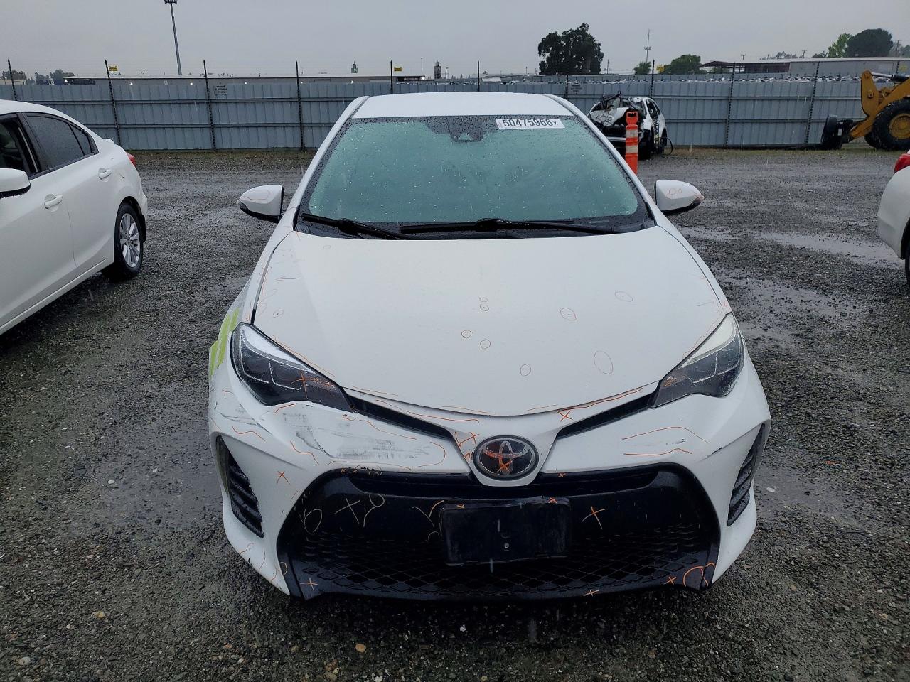 2017 TOYOTA COROLLA SE photo 5