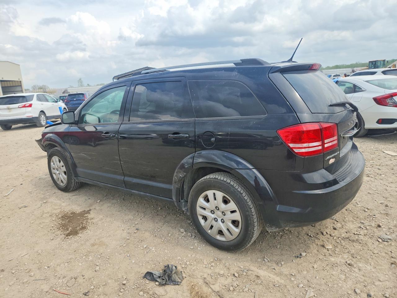 2017 DODGE JOURNEY SE photo 4