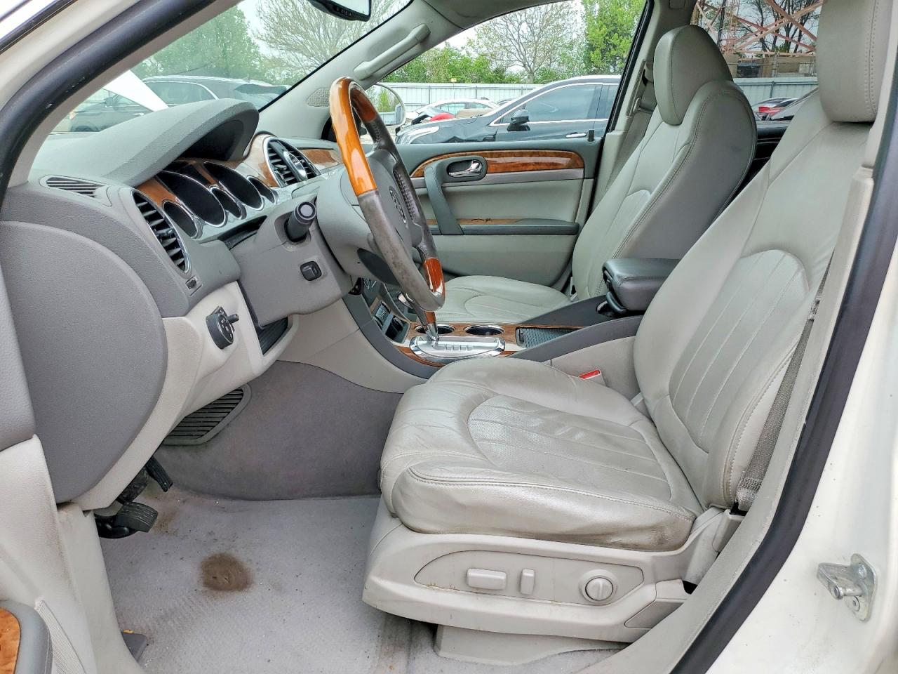 2011 BUICK ENCLAVE CXL photo 7