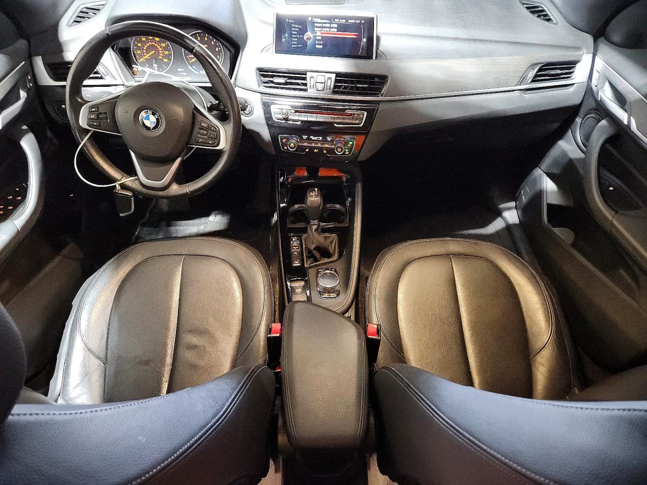 2016 BMW X1 XDRIVE28I photo 22