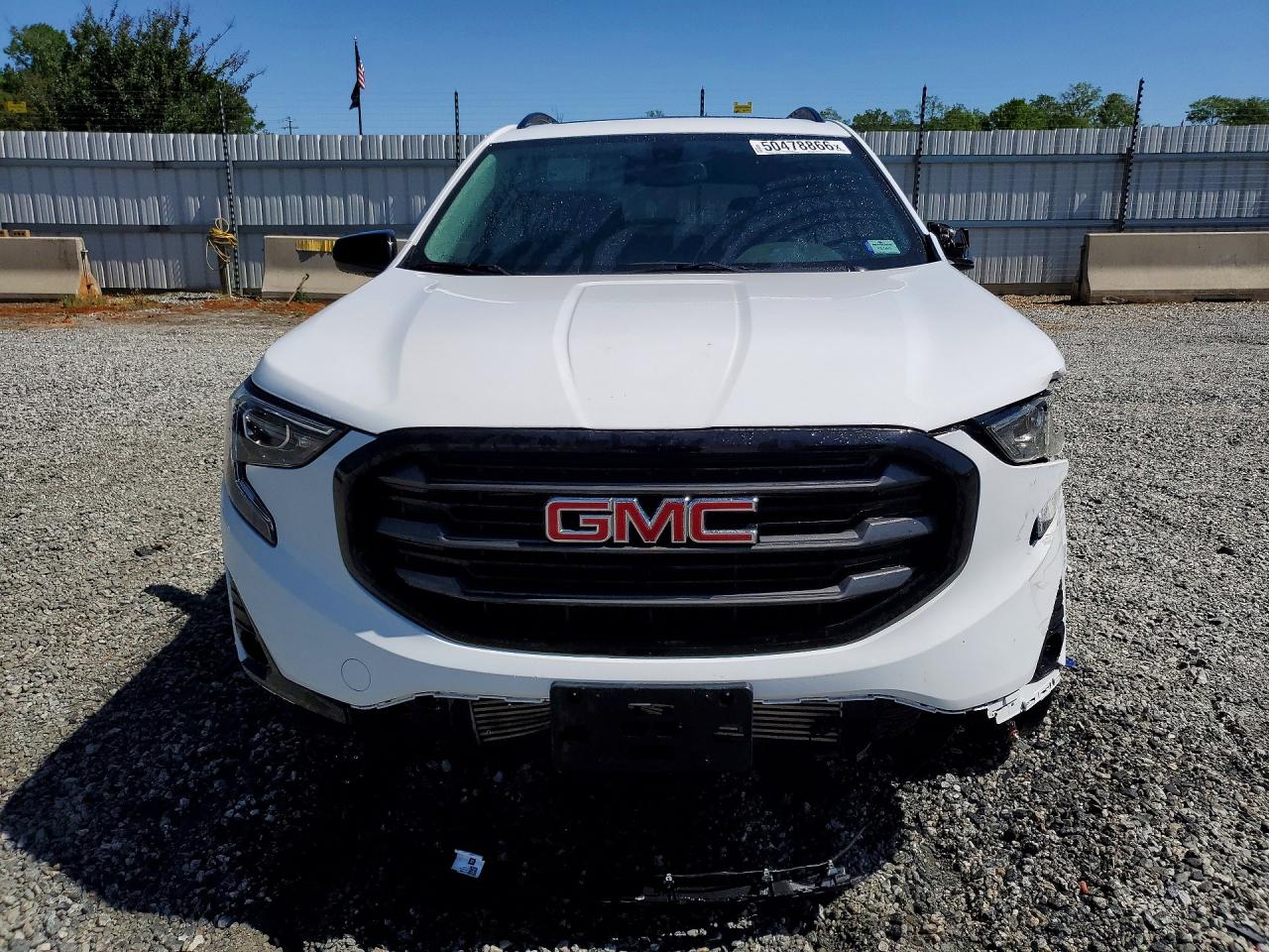 2019 GMC TERRAIN SLT photo 9