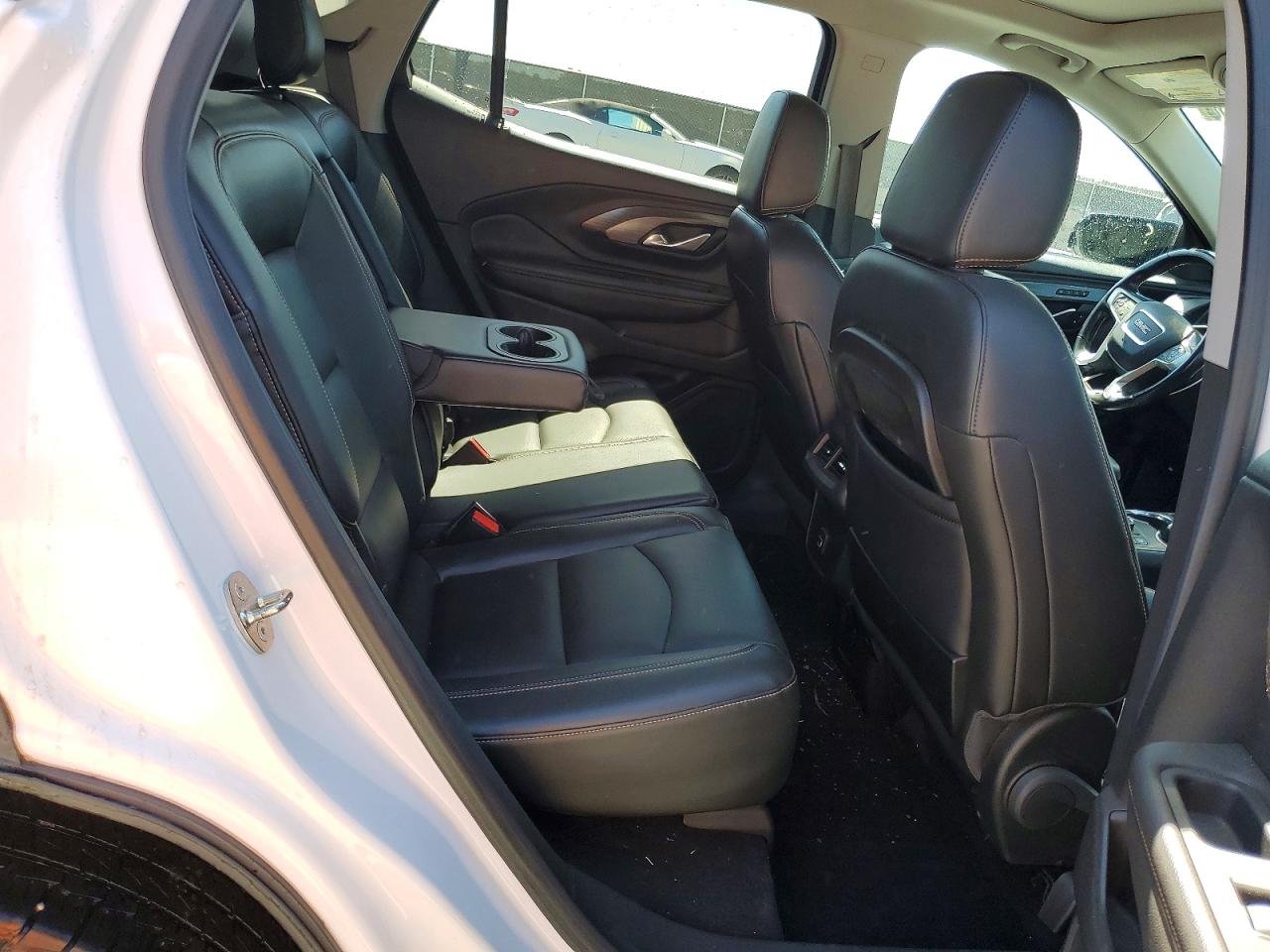 2019 GMC TERRAIN SLT photo 19