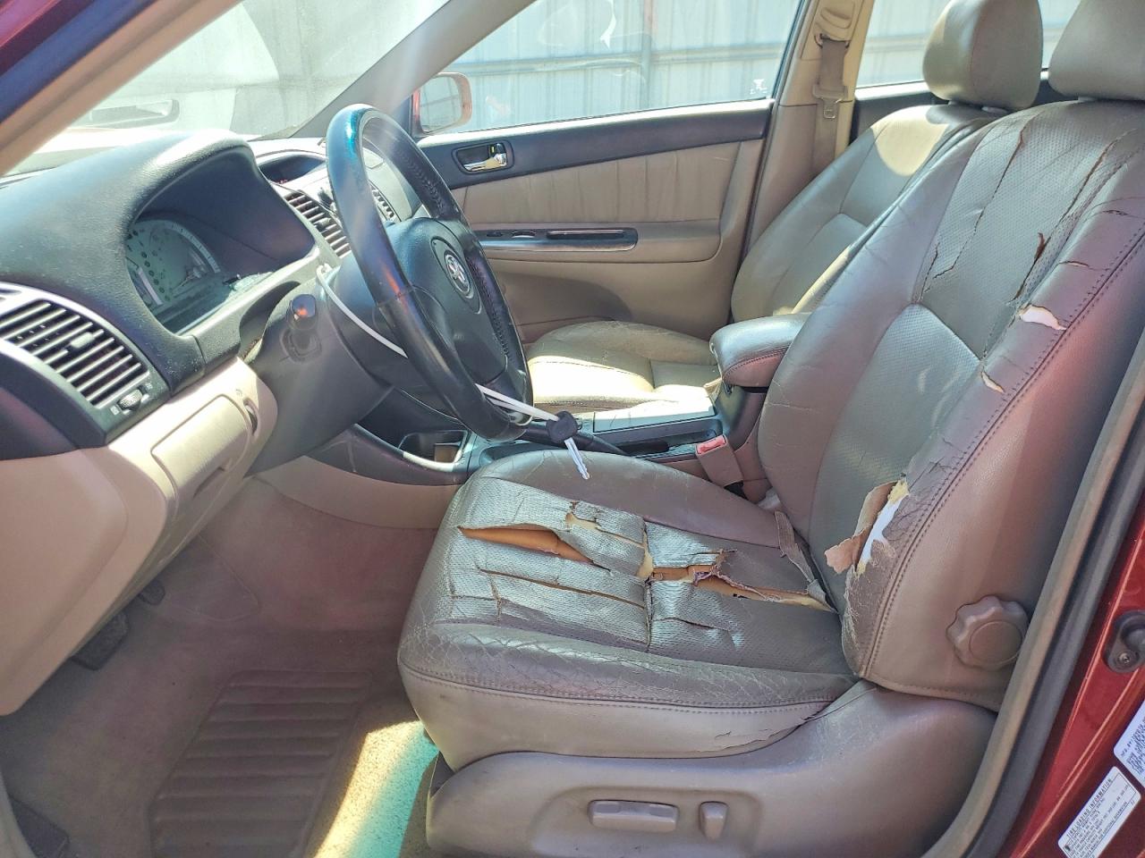 2002 TOYOTA CAMRY SE V6 photo 19