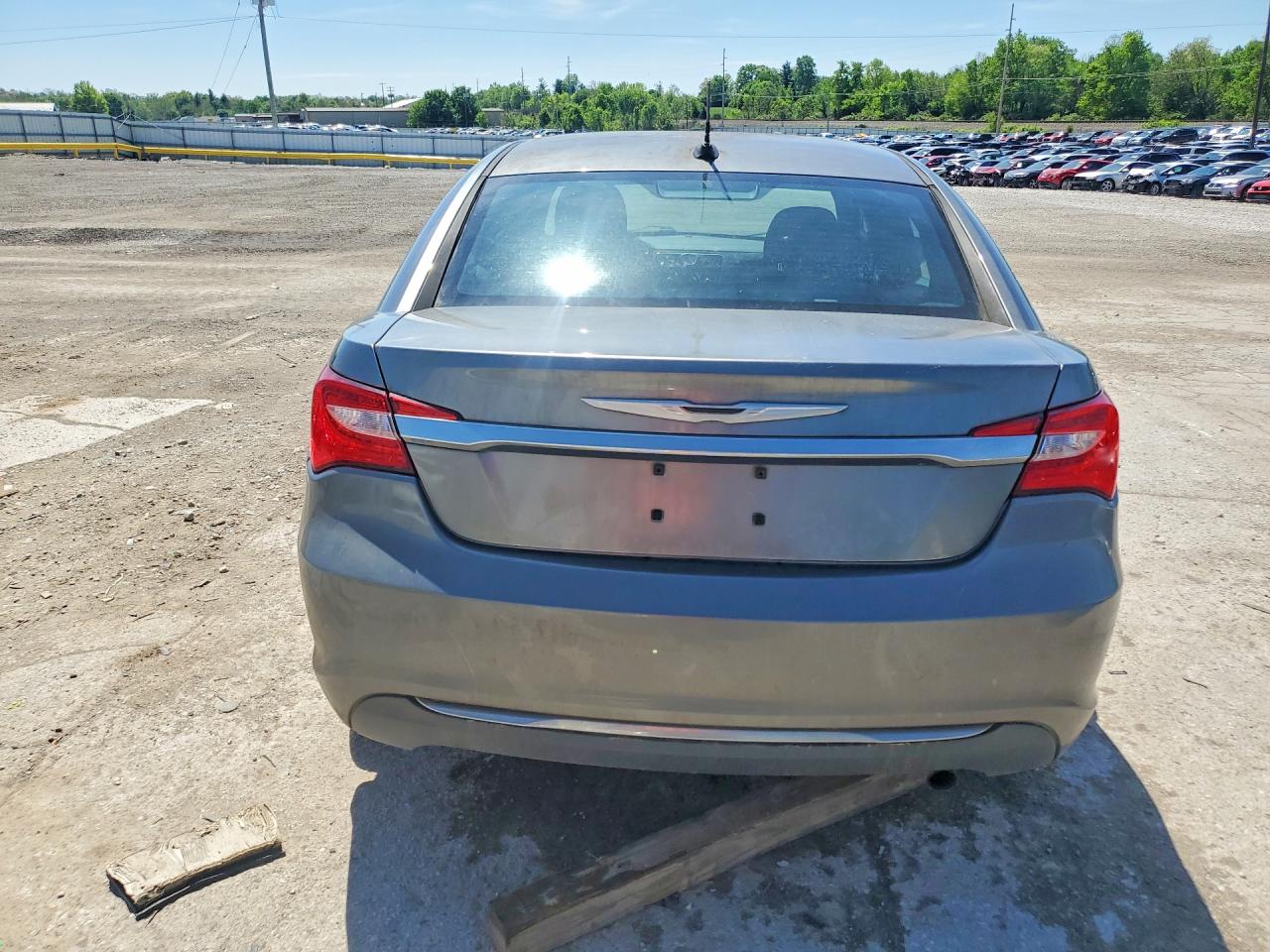 2013 CHRYSLER 200 TOURING photo 16