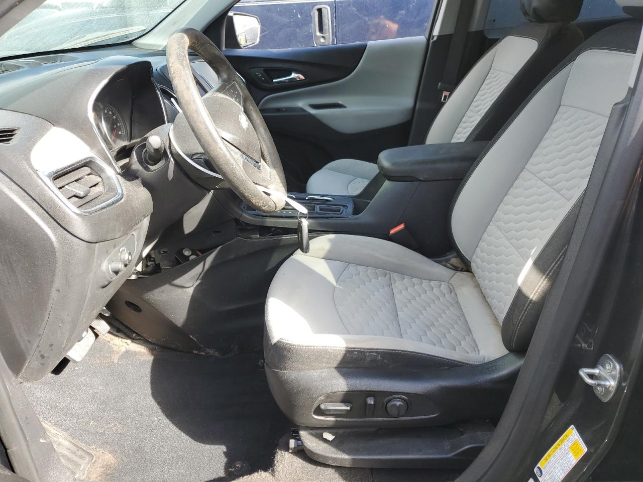 2020 CHEVROLET EQUINOX LT photo 13