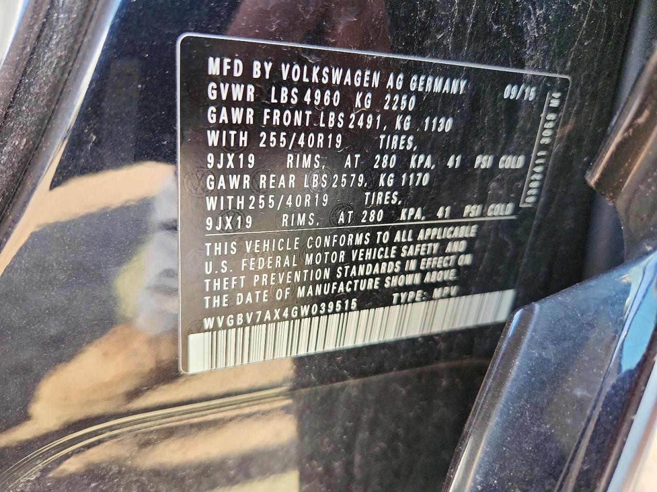 2016 VOLKSWAGEN TIGUAN photo 23