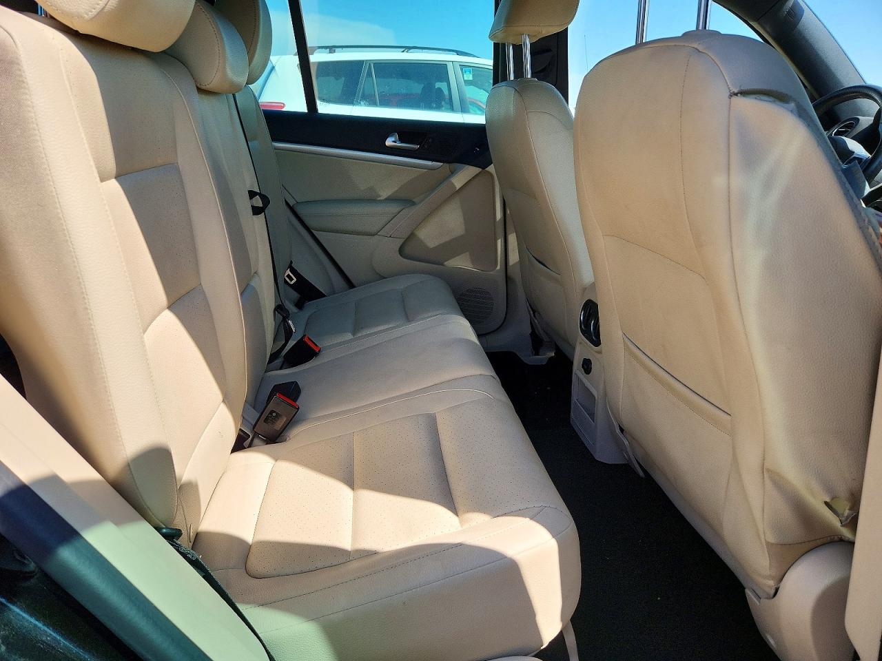 2016 VOLKSWAGEN TIGUAN photo 19