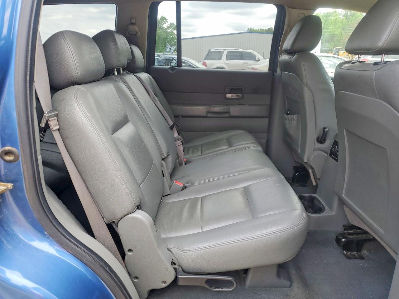 2004 DODGE DURANGO SLT photo 21