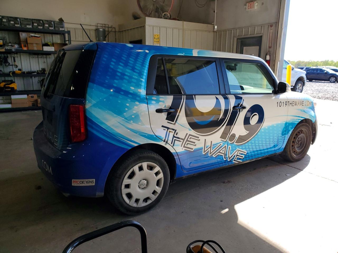 2008 TOYOTA SCION XB photo 5