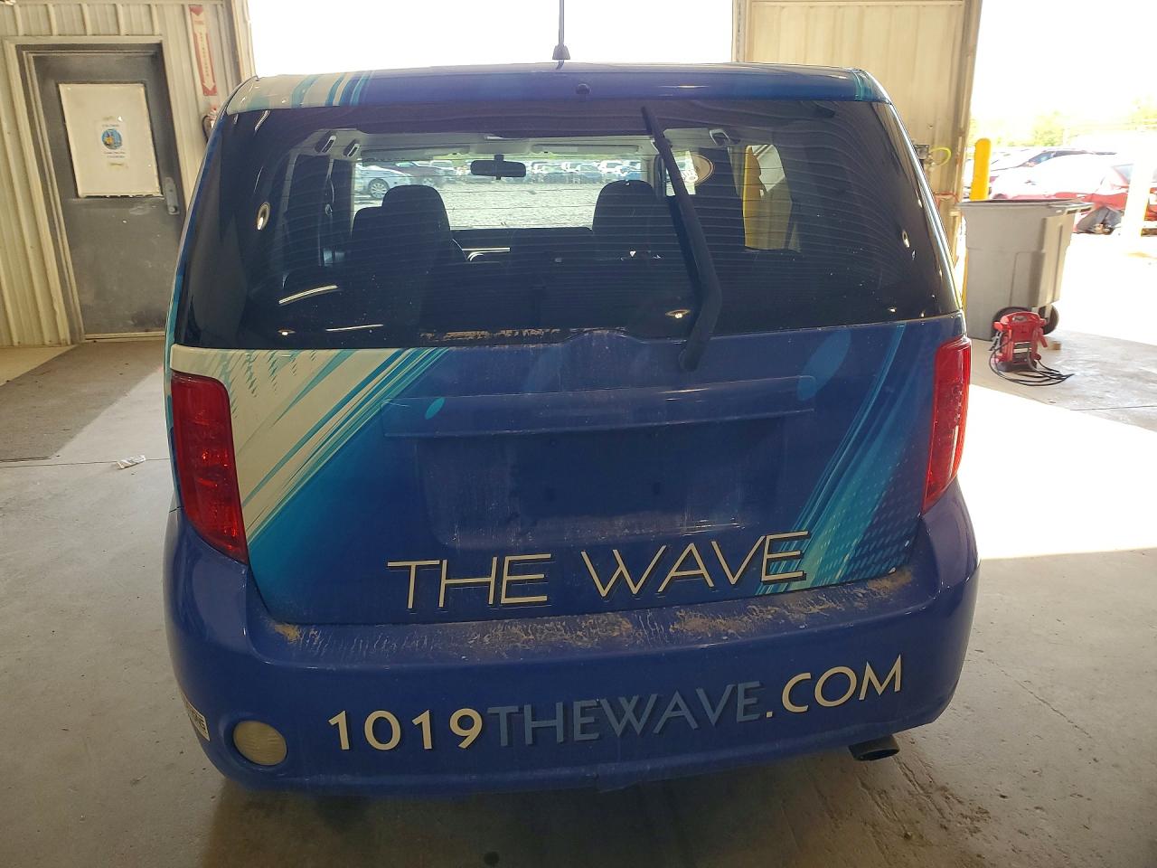2008 TOYOTA SCION XB photo 11