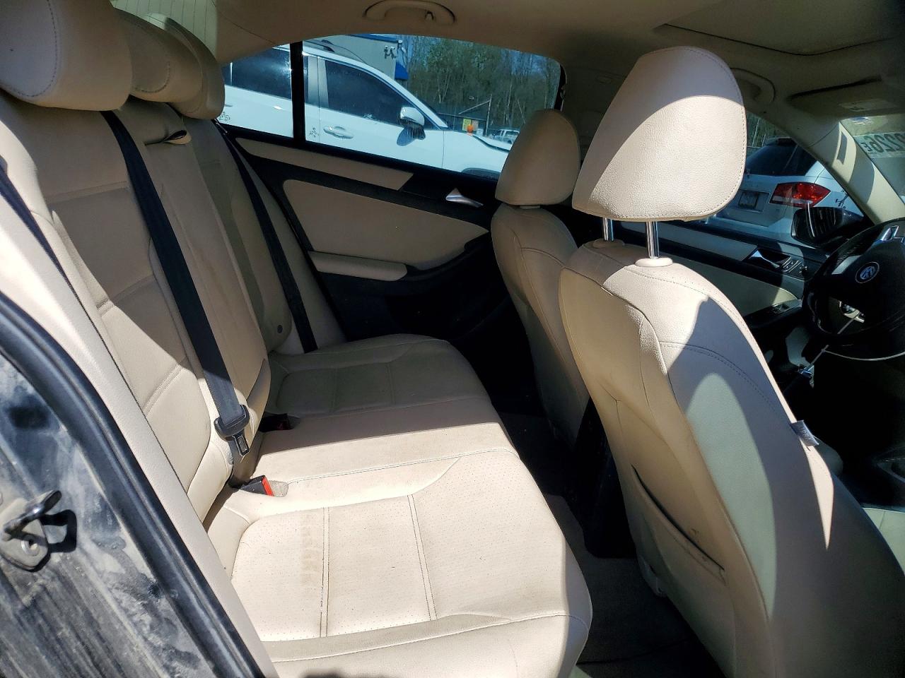 2011 VOLKSWAGEN JETTA SE photo 19