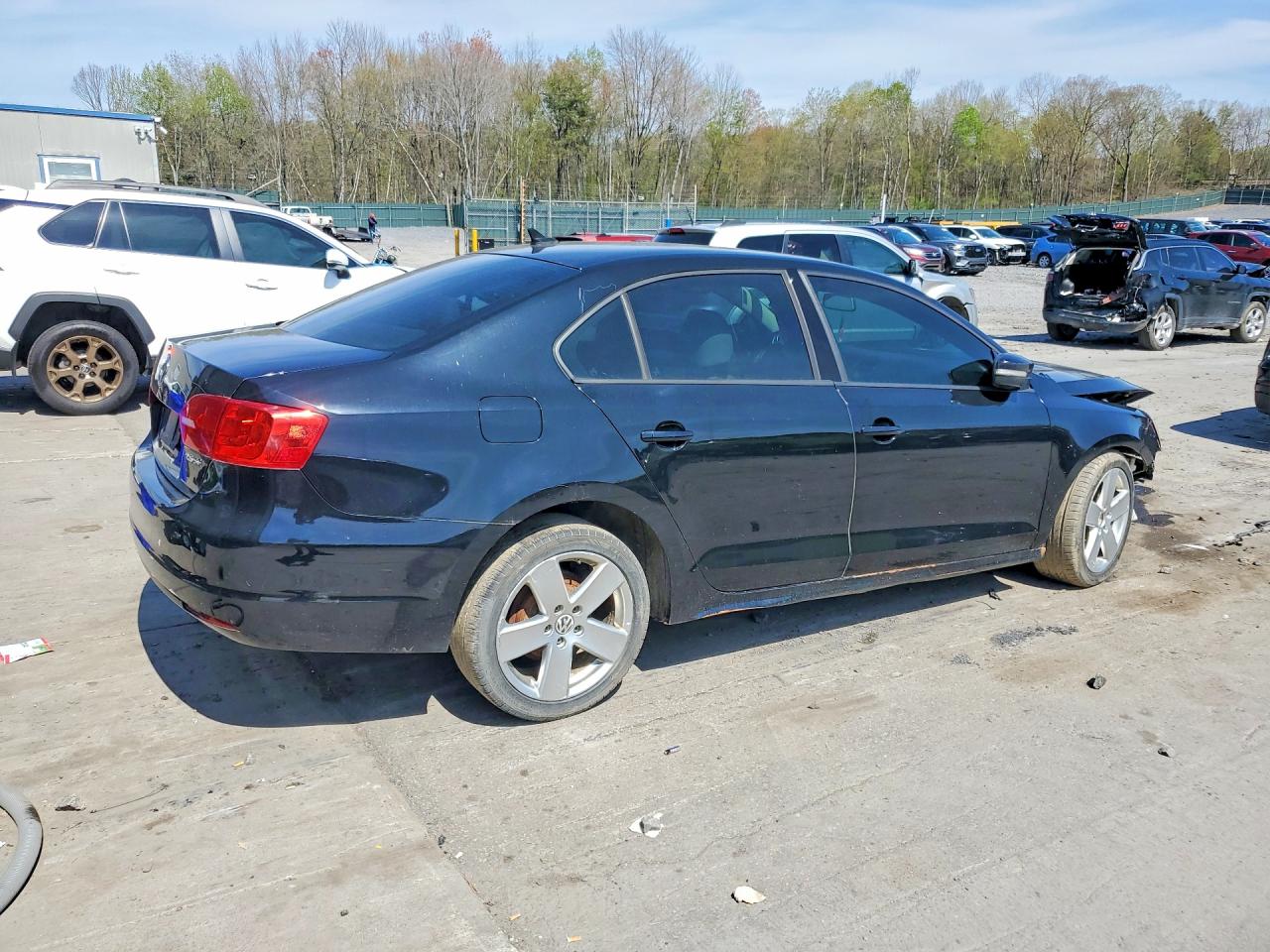 2011 VOLKSWAGEN JETTA SE photo 5