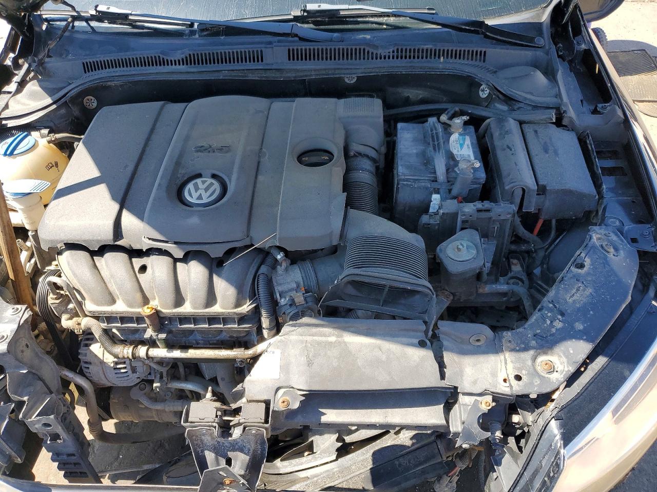 2011 VOLKSWAGEN JETTA SE photo 21
