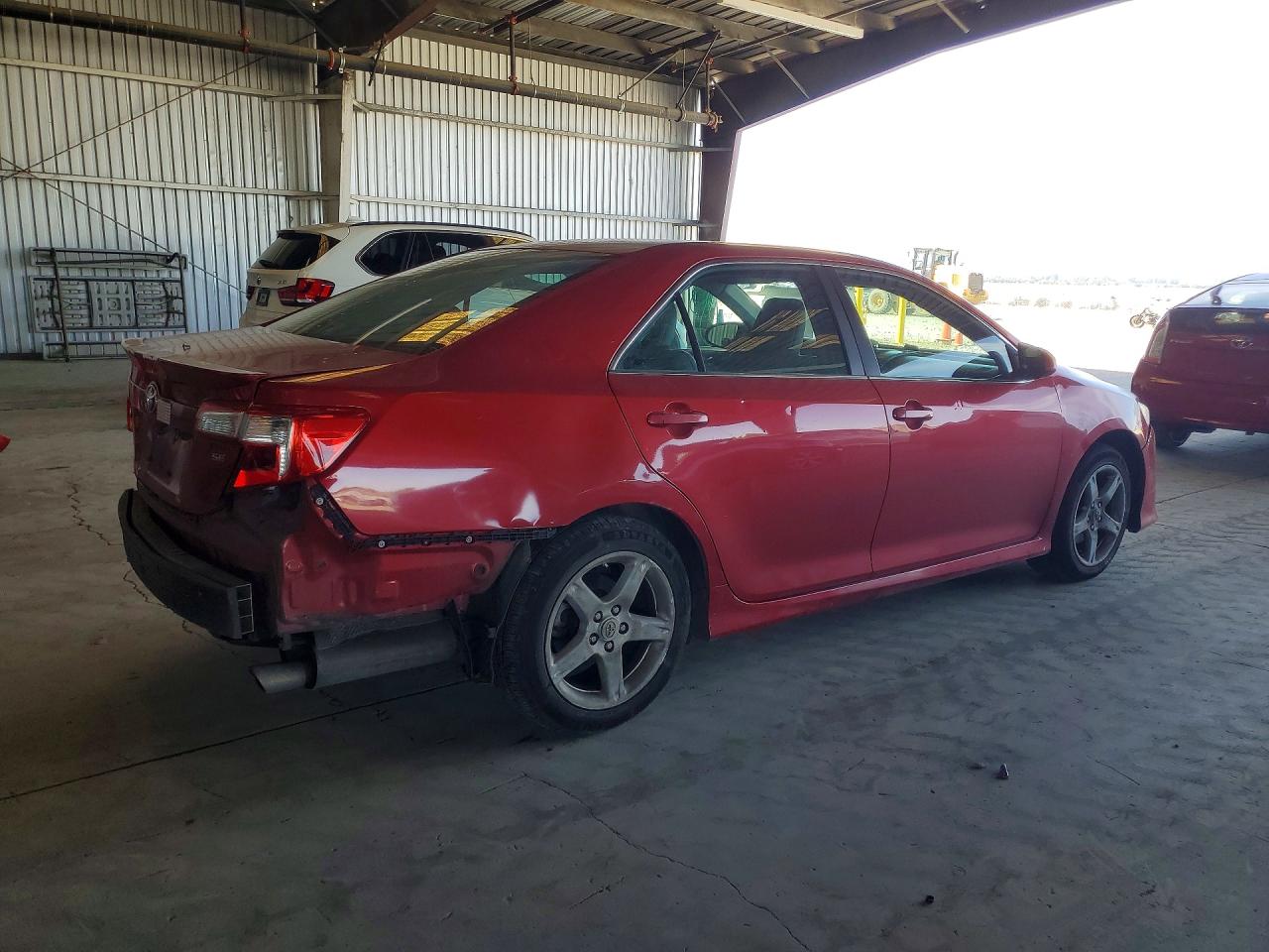 2012 TOYOTA CAMRY SE photo 7