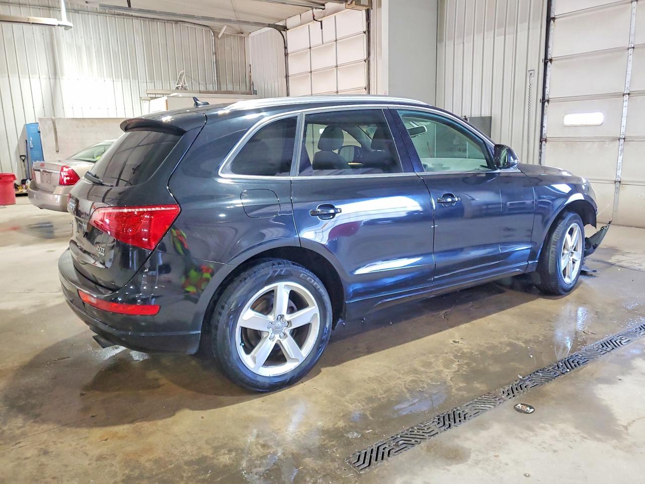 2012 AUDI Q5 PREMIUM PLUS photo 5