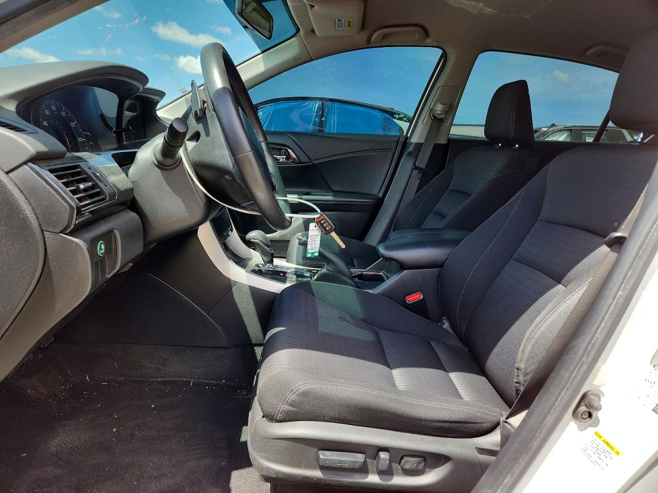 2015 HONDA ACCORD SPORT photo 19