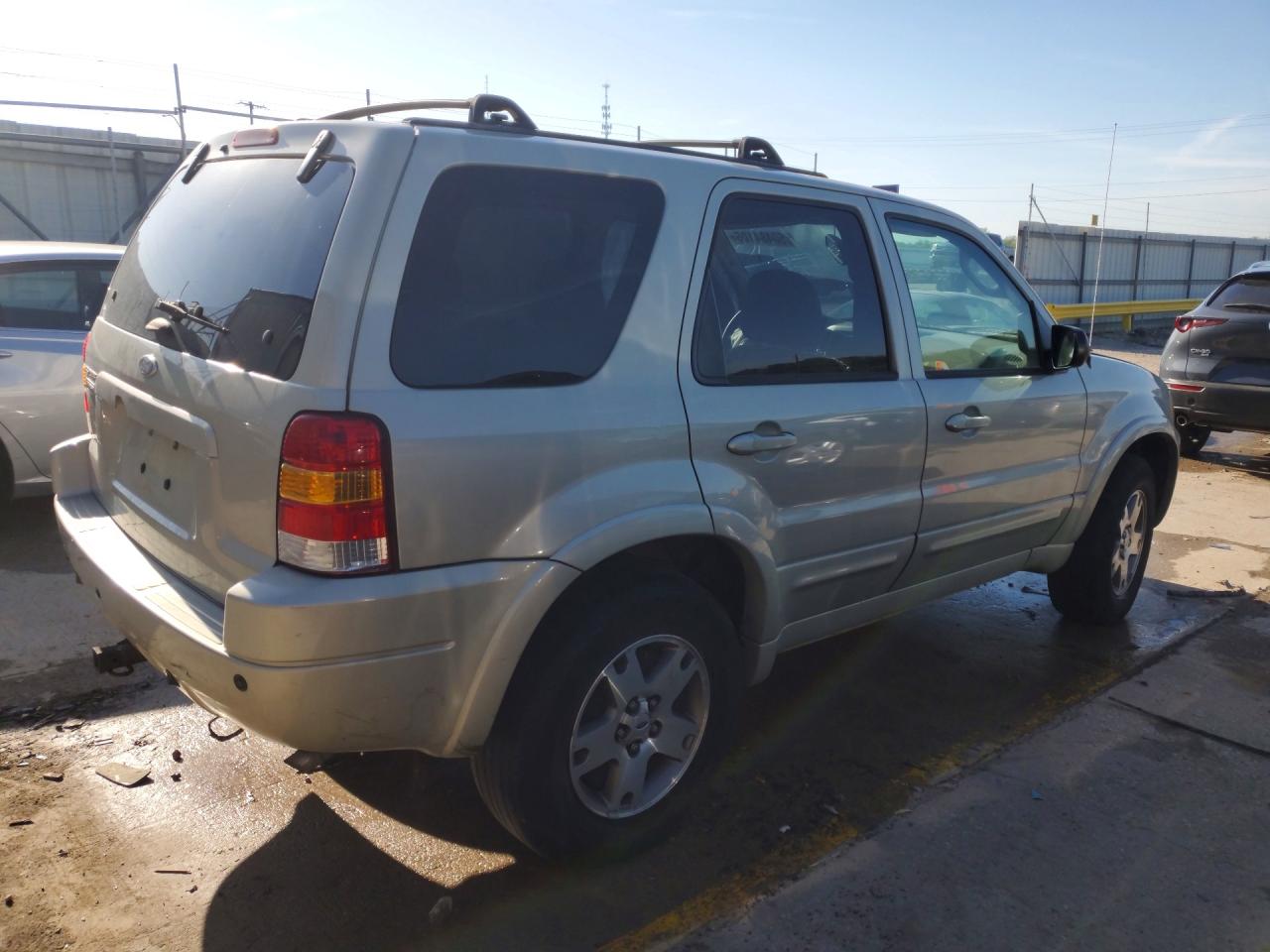 2004 FORD ESCAPE LIMITED photo 5