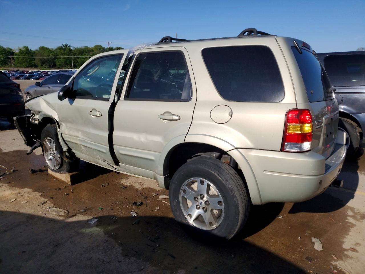 2004 FORD ESCAPE LIMITED photo 3
