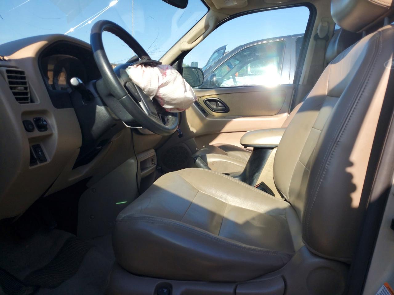2004 FORD ESCAPE LIMITED photo 13