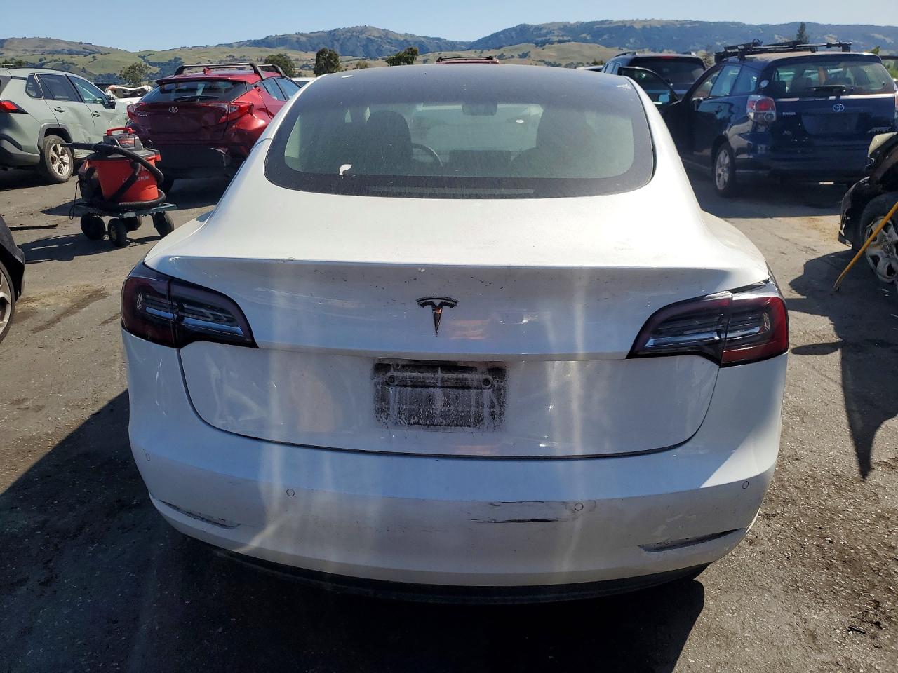 2022 TESLA MODEL 3 photo 16