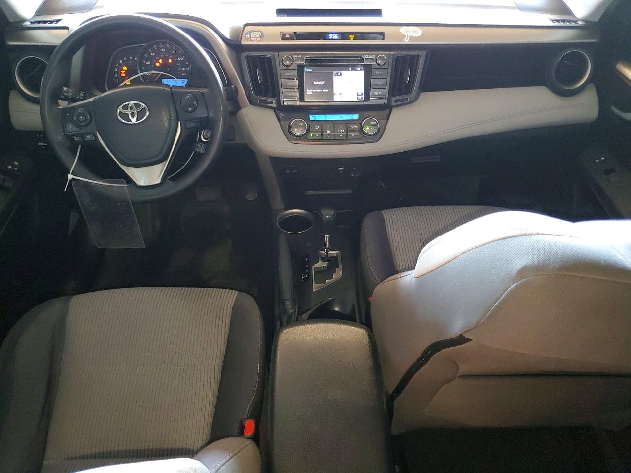 2014 TOYOTA RAV4 XLE photo 15