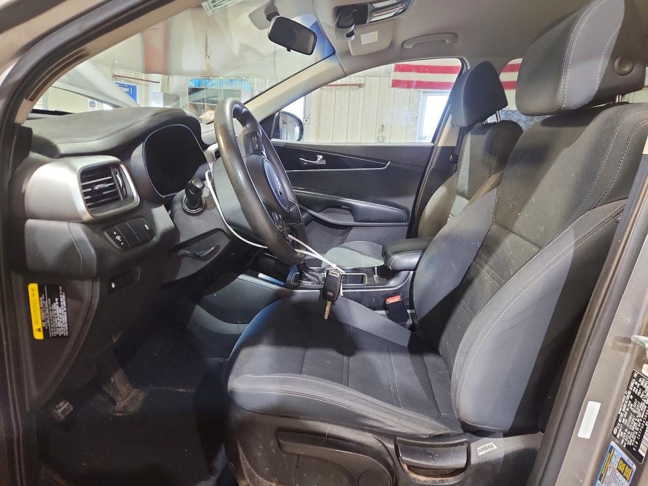 2017 KIA SORENTO LX V6 photo 19