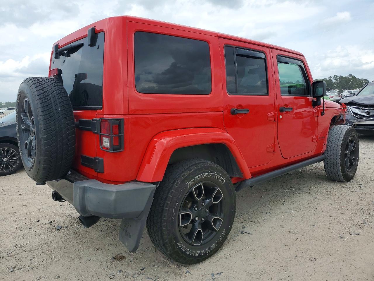 2018 JEEP WRANGLER UNLIMITED SAHARA photo 3