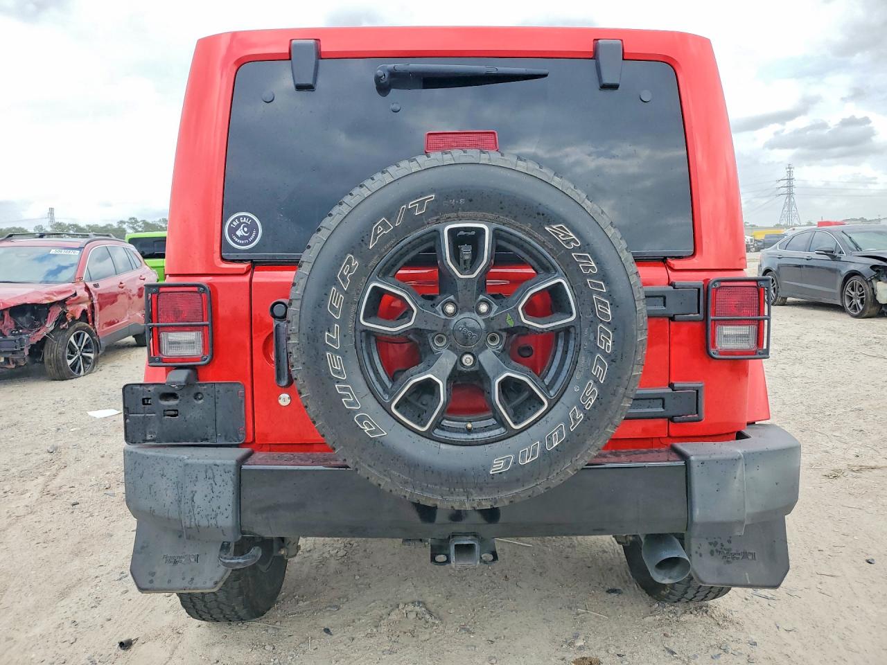 2018 JEEP WRANGLER UNLIMITED SAHARA photo 6