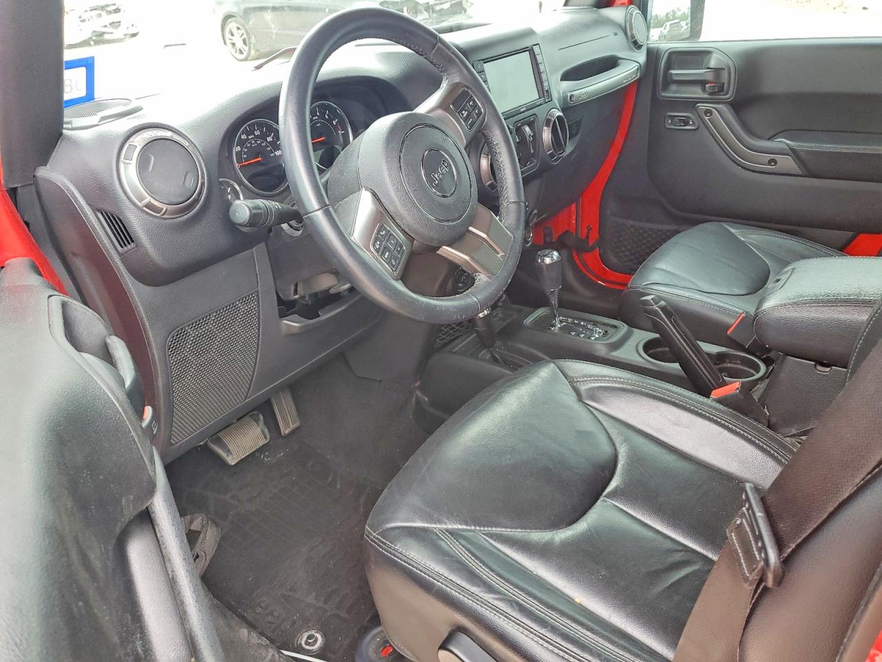 2018 JEEP WRANGLER UNLIMITED SAHARA photo 8