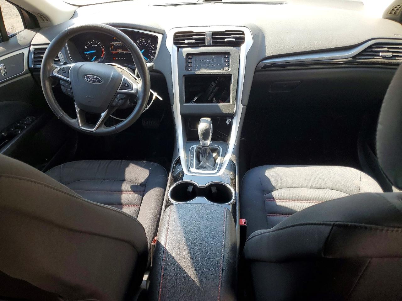 2015 FORD FUSION SE photo 22