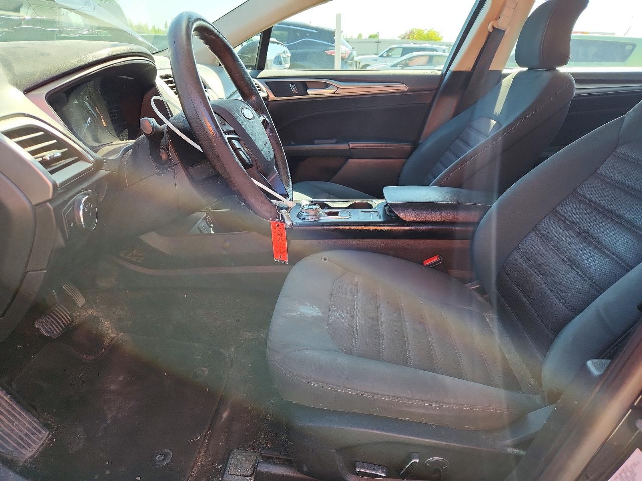 2018 FORD FUSION SE photo 19