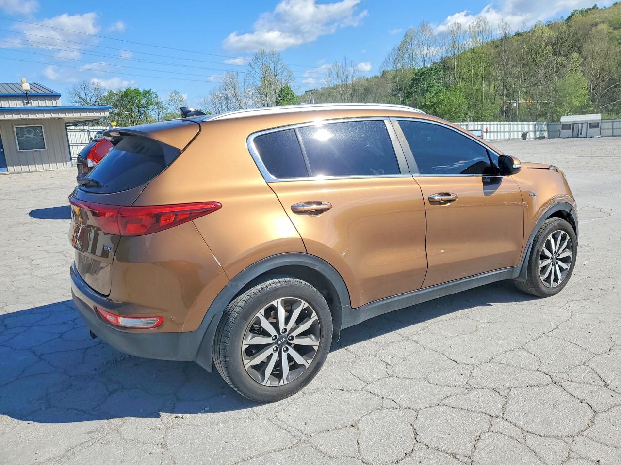 2017 KIA SPORTAGE EX photo 7