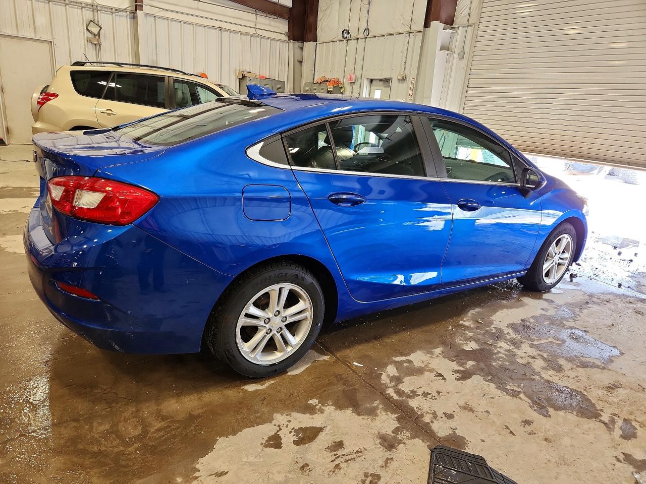 2016 CHEVROLET CRUZE LT photo 3