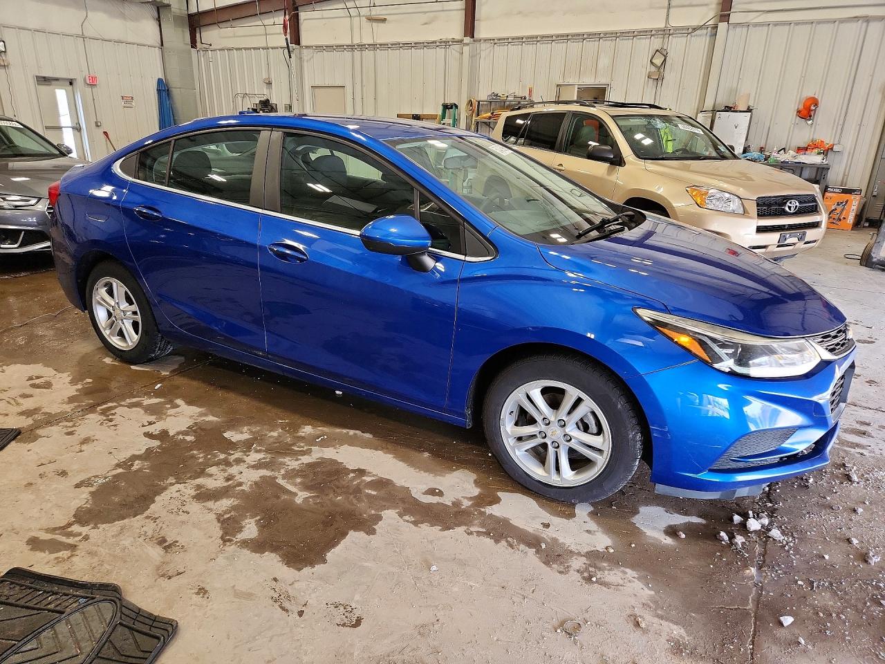 2016 CHEVROLET CRUZE LT photo 4