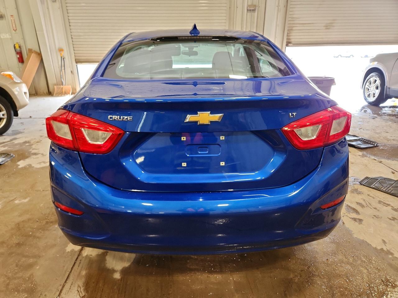2016 CHEVROLET CRUZE LT photo 6