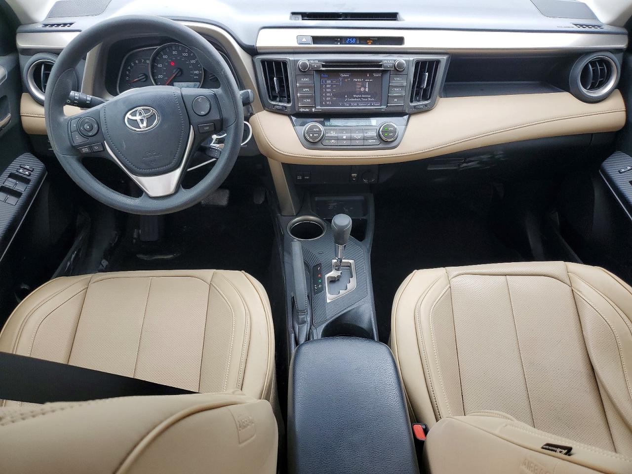 2015 TOYOTA RAV4 XLE photo 15