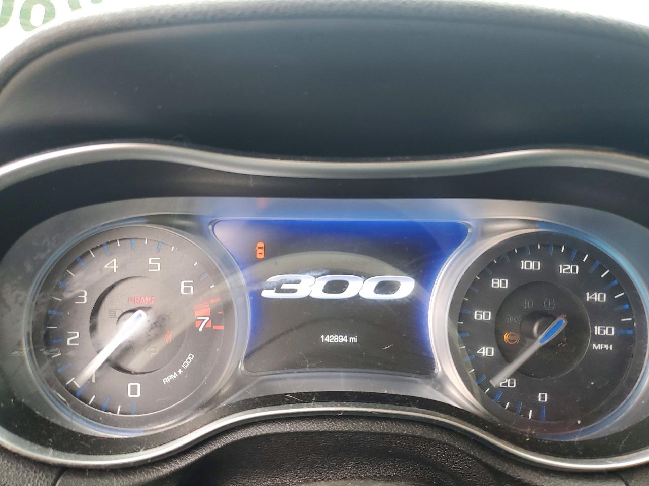 2019 CHRYSLER 300 TOURING photo 17