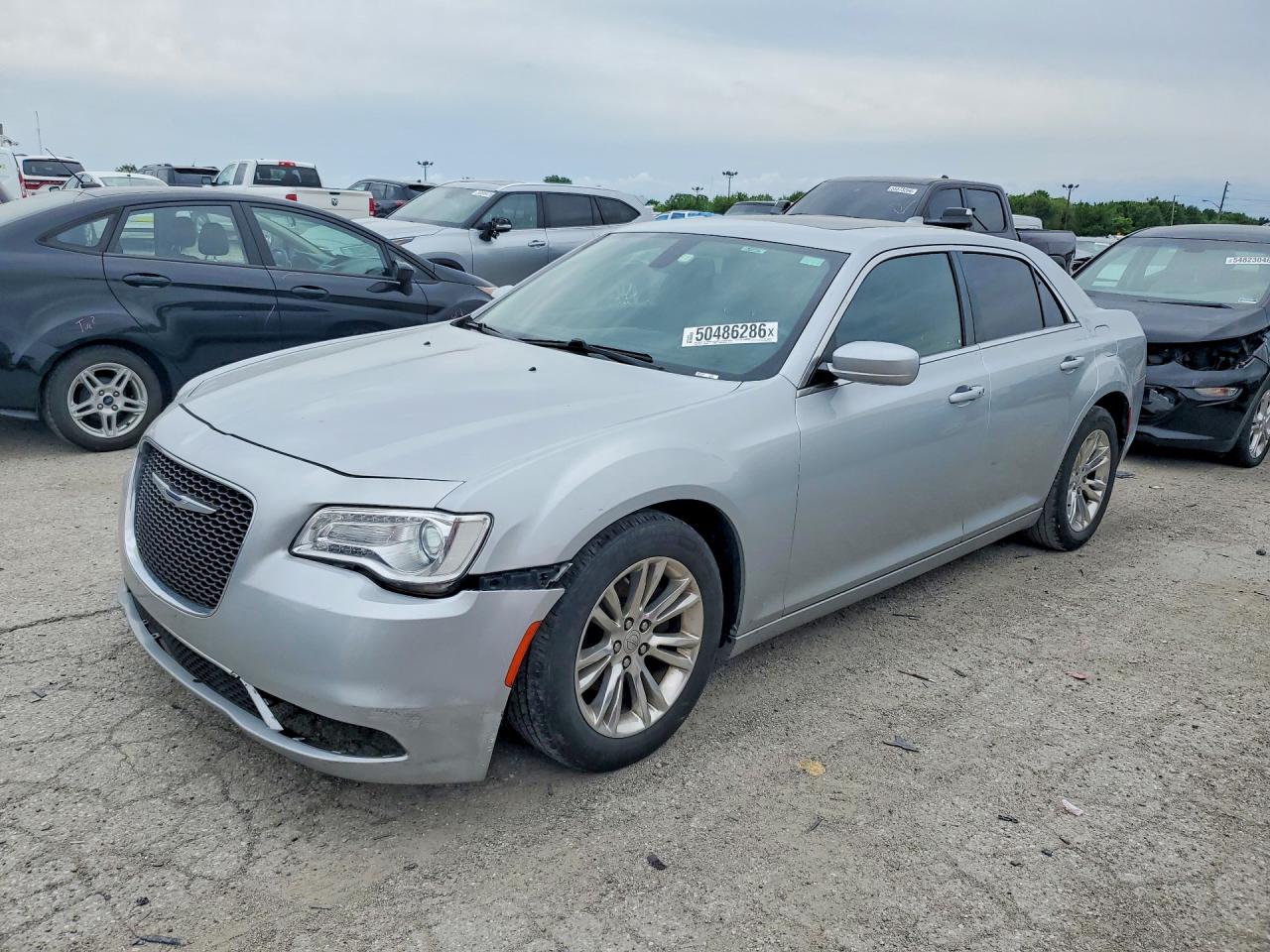 2019 CHRYSLER 300