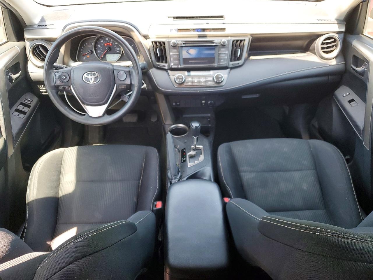 2014 TOYOTA RAV4 XLE photo 15