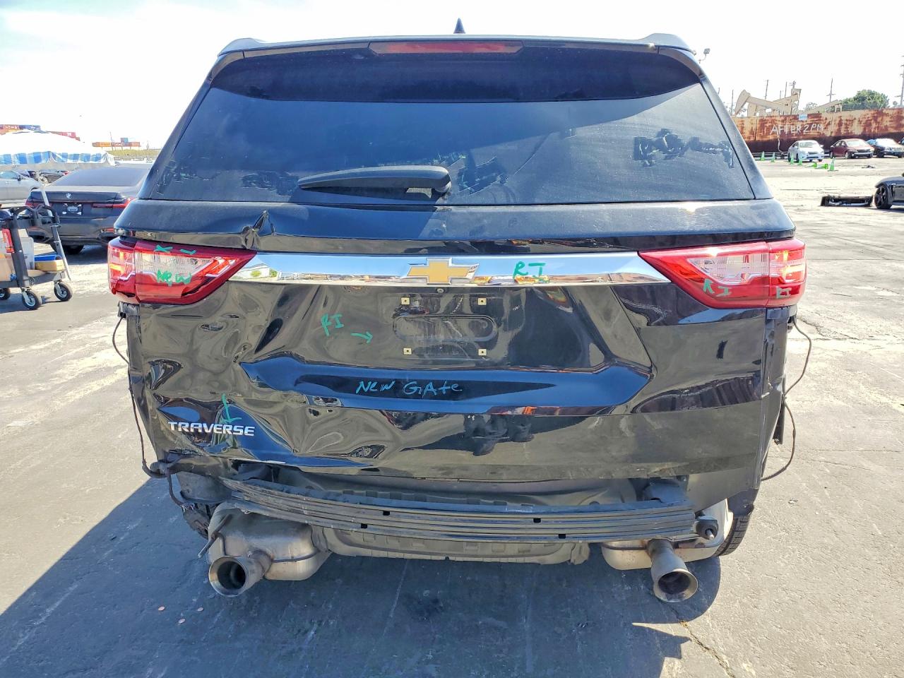 2020 CHEVROLET TRAVERSE LS photo 16