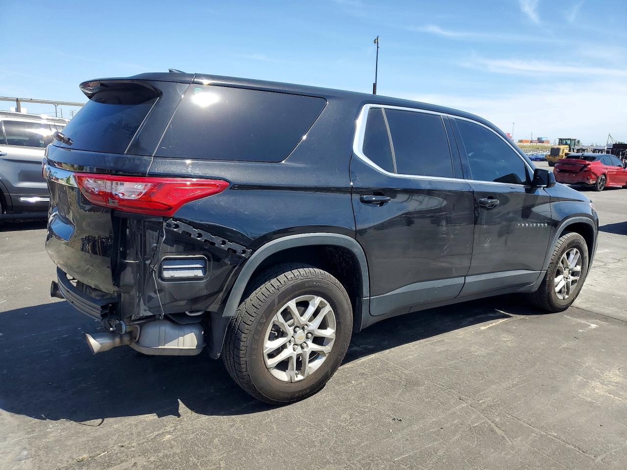 2020 CHEVROLET TRAVERSE LS photo 7