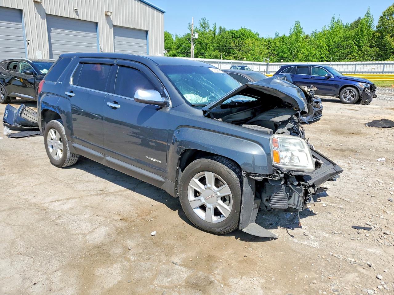 2011 GMC TERRAIN SLE photo 10