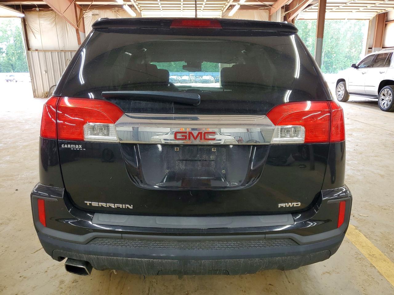 2017 GMC TERRAIN SLE photo 6