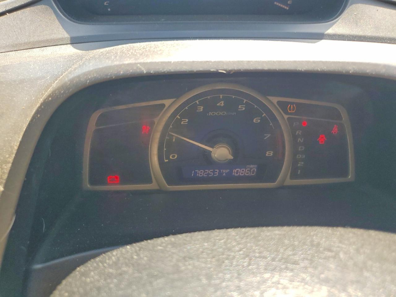 2010 HONDA CIVIC LX photo 17
