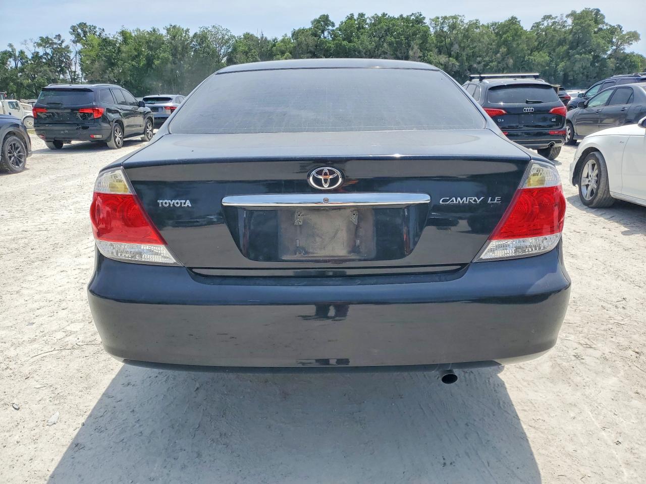 2006 TOYOTA CAMRY LE photo 11