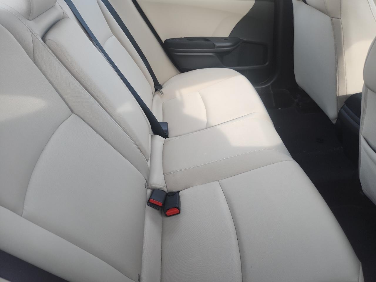 2017 HONDA CIVIC EX photo 19