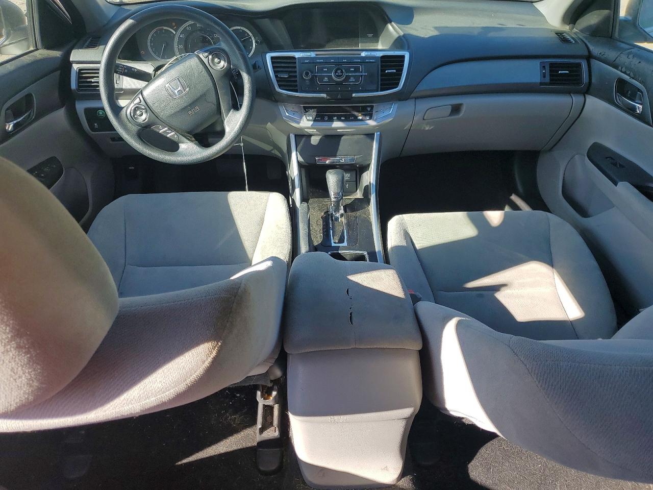 2013 HONDA ACCORD LX photo 22